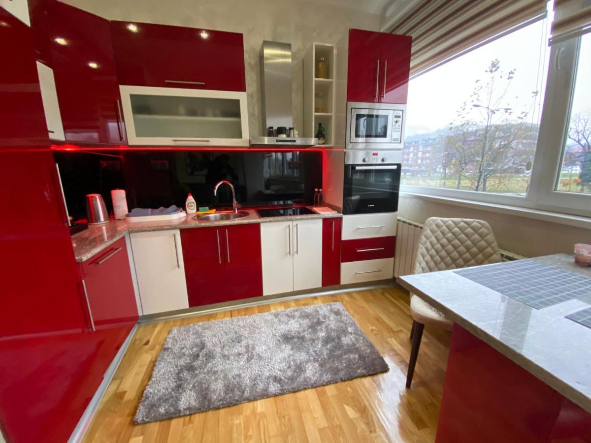 Apartman "Amy Delux" Zenica Exterior foto
