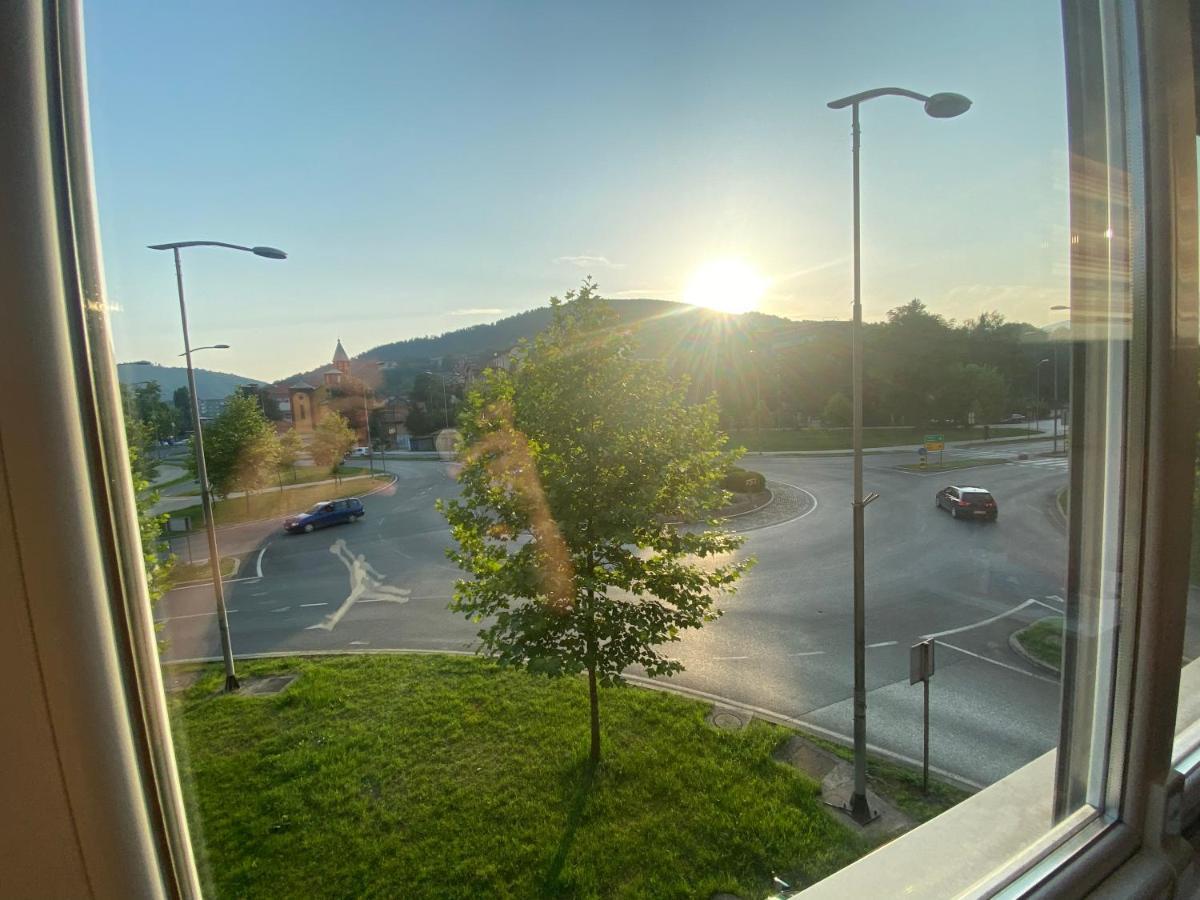 Apartman "Amy Delux" Zenica Exterior foto